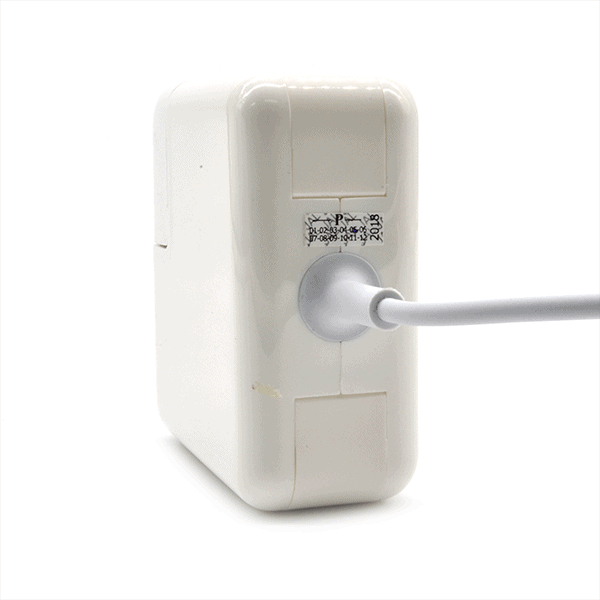 Cargador Premium Apple 14.85V 3.05A